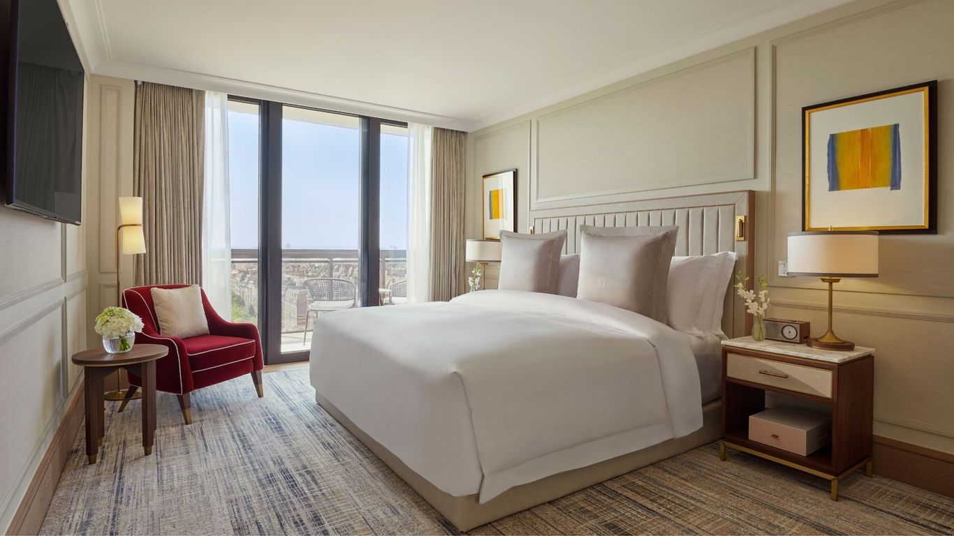 Stay At The Carlton Tower Jumeirah In London To Immerse In Modern Classic Aesthetic